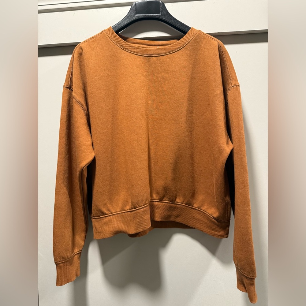 Universal Thread Burnt Orange Sweatshirt - Crewneck - Medium